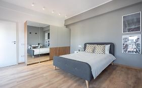 Alfie Center Apartment