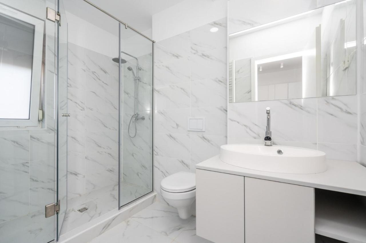Alfie Center Apartment Bucarest Esterno foto